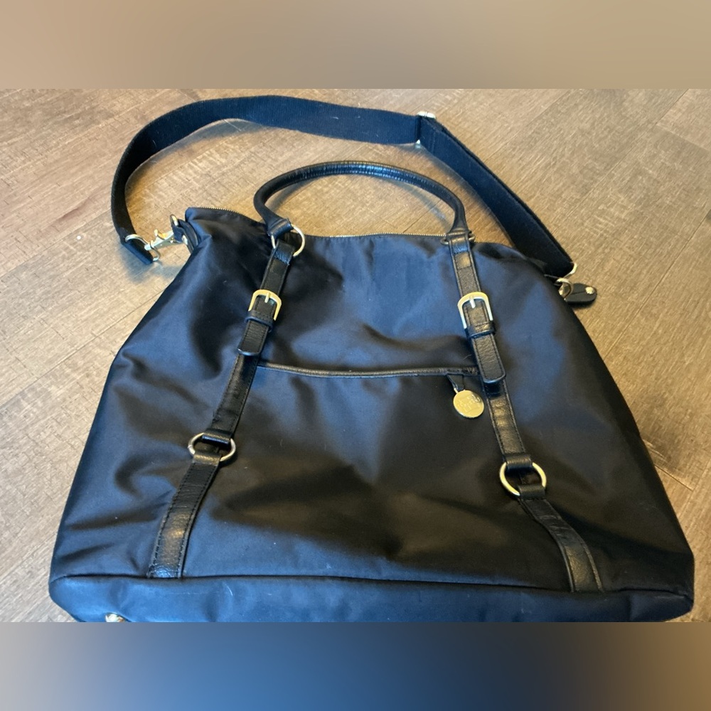 PacaPod Cromwell Black Nylon Diaper Bag with Accessories